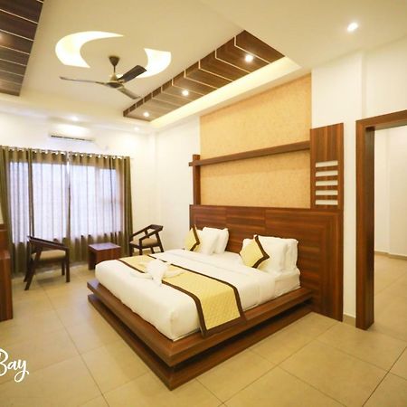 Hotel Cloudbay Kattappana Ngoại thất bức ảnh
