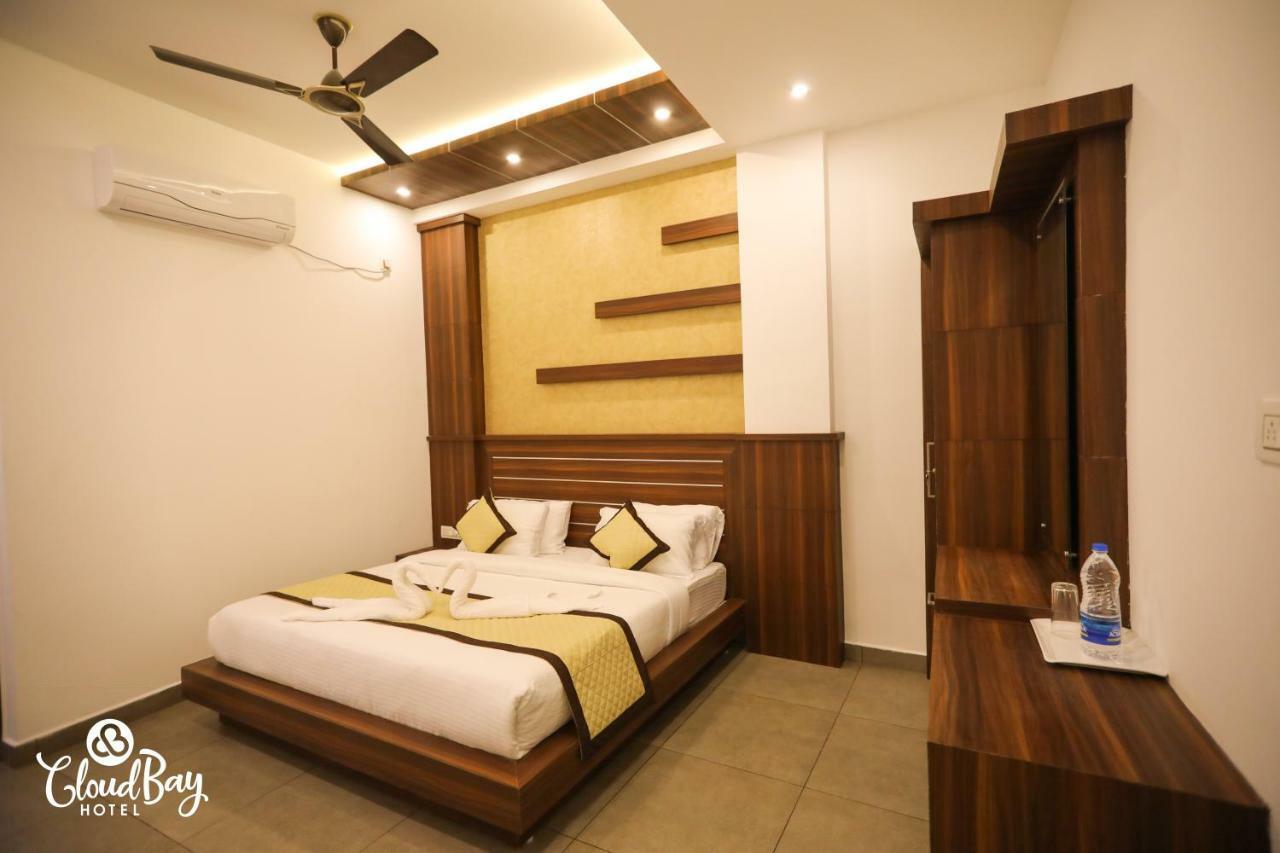 Hotel Cloudbay Kattappana Ngoại thất bức ảnh