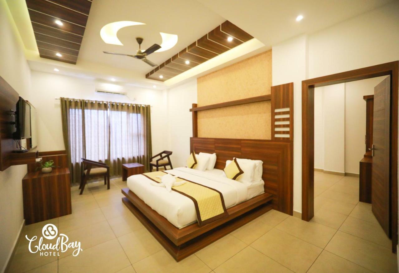 Hotel Cloudbay Kattappana Ngoại thất bức ảnh