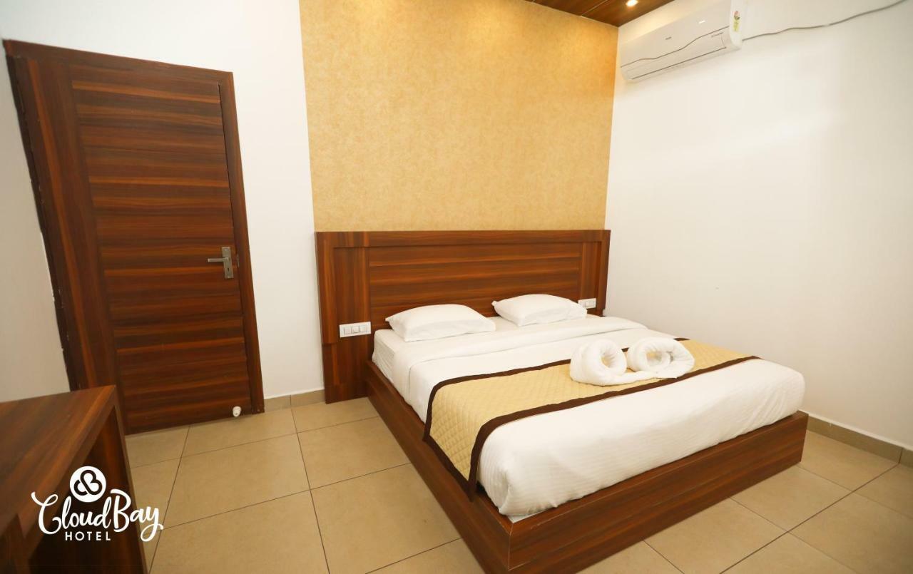 Hotel Cloudbay Kattappana Ngoại thất bức ảnh