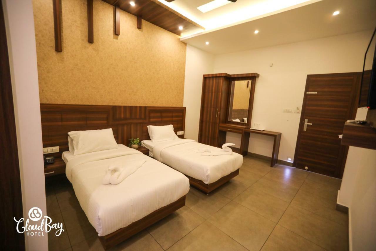 Hotel Cloudbay Kattappana Ngoại thất bức ảnh